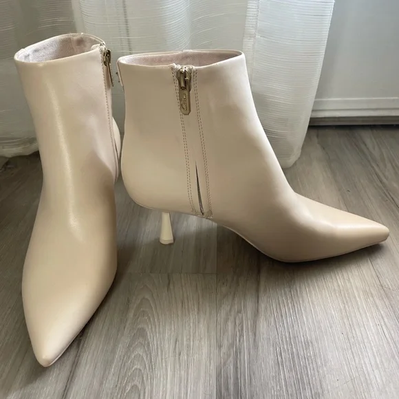 Circus By Sam Edelman Suzie Cream Ankle Boots Kitten Heel Size 8 - Picture 9 of 12